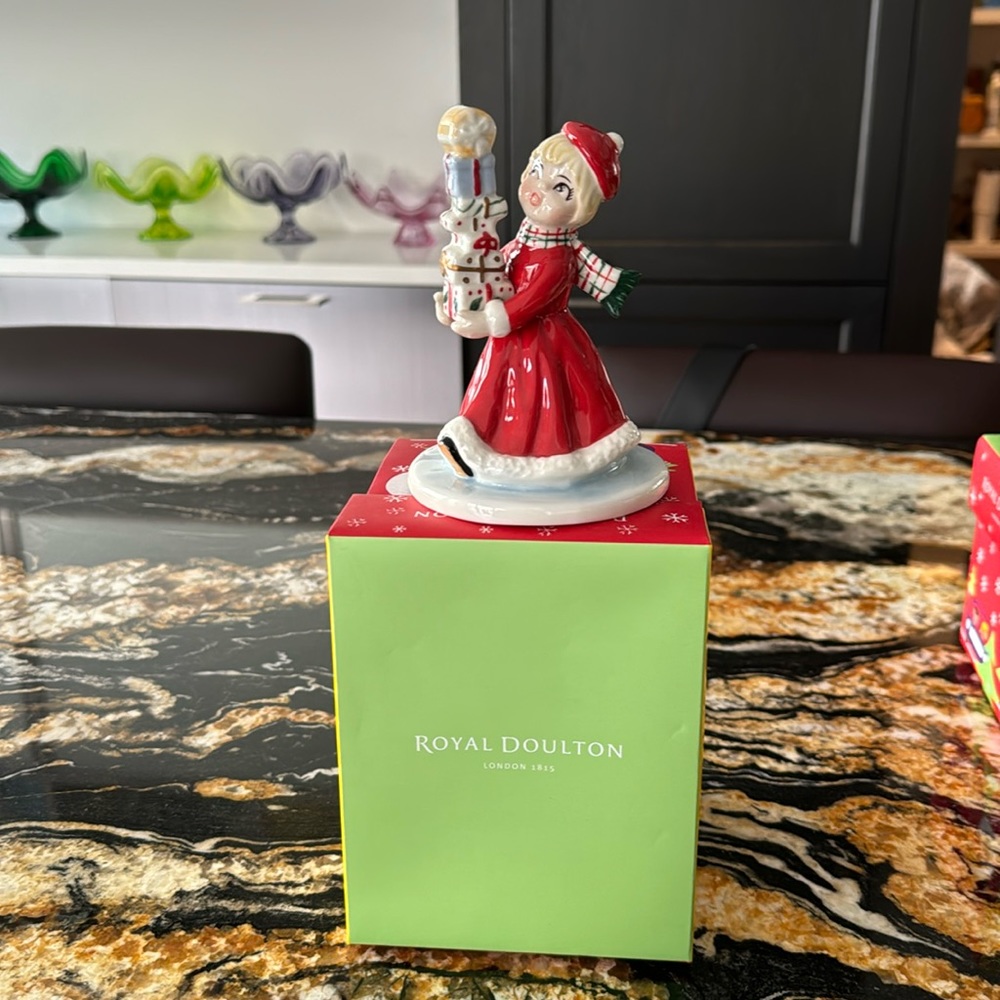 Royal Doulton Nostalgic Christmas “Wrapped And Ready”